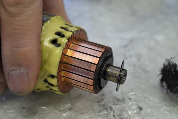 XJR400R セルモーター ブラシ清掃