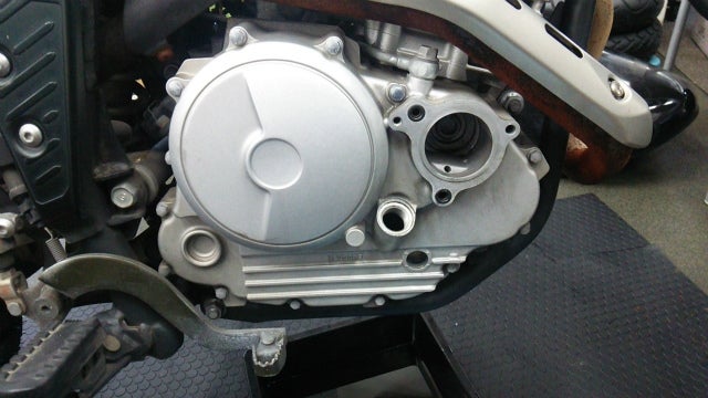 セロー250 エンジンカバー