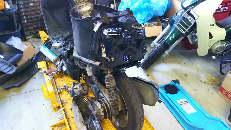 JOGアプリオ ガソリンタンク