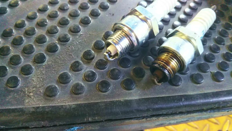 アドレスV100 プラグ比較