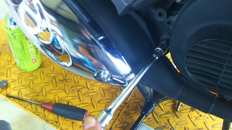 アドレスV100 マフラー交換