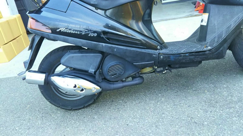 アドレスV100 マフラー交換