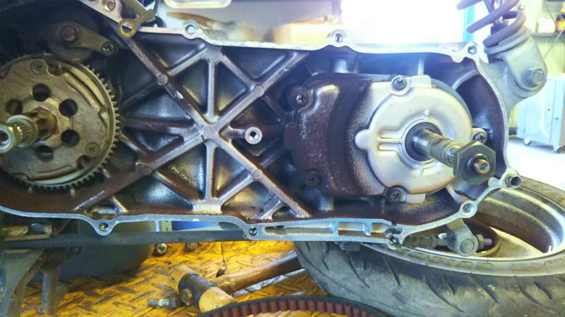 アプリオ　トランスミッションベアリング交換