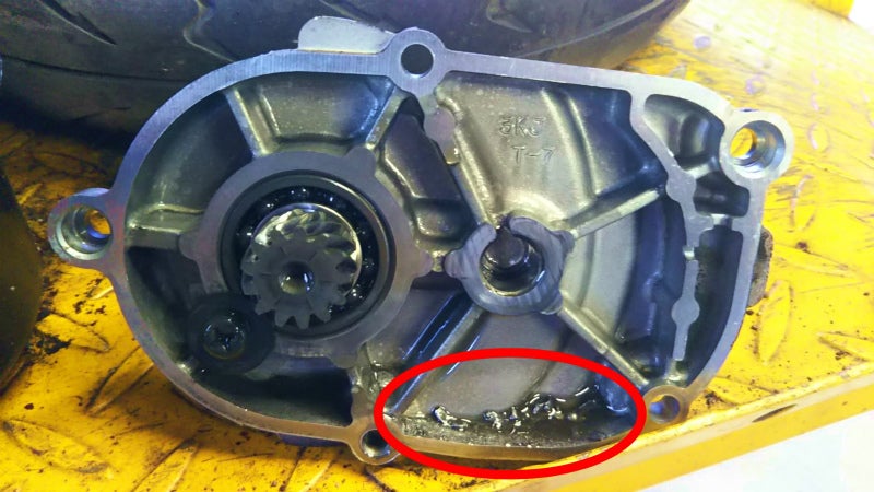 アプリオ　トランスミッションベアリング交換