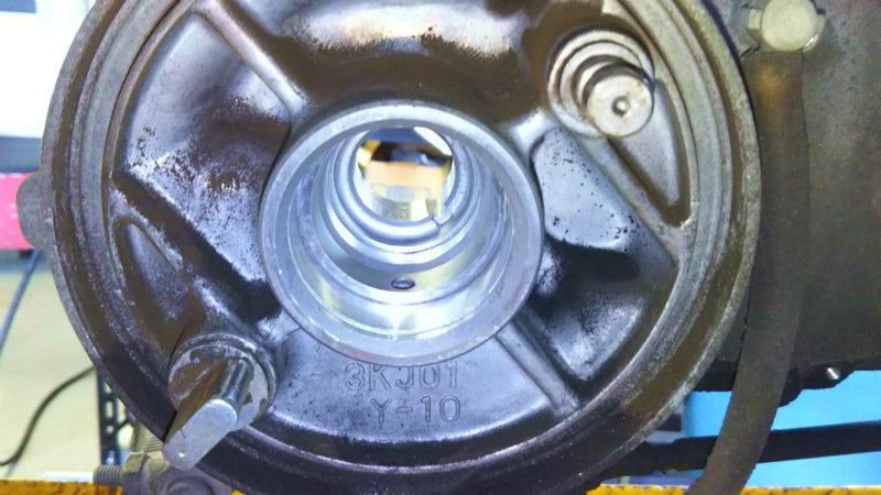 アプリオ　トランスミッションベアリング交換