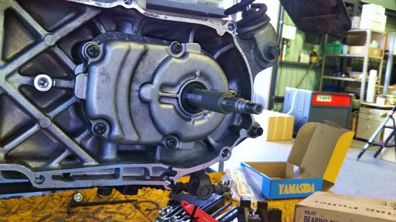 アプリオ　トランスミッションベアリング交換