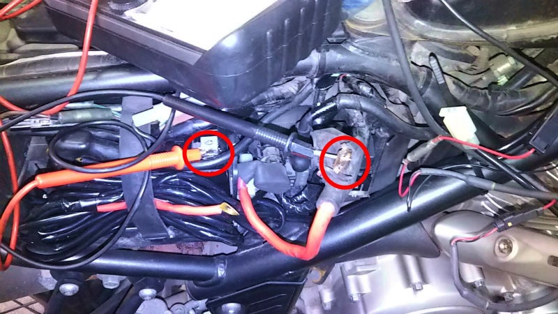 セロー250　レギュレーター交換