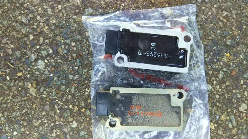 セロー250　レギュレーター交換