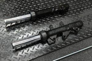 シグナスX 4型 フロントフォーク オーバーホール【分解編】