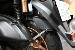 NMAX125/155 2025モデル対応 インナーフェンダー取付ガイド｜泥跳ね対策＆リアまわりをキレイに